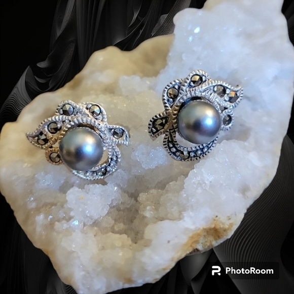 VTG Pearl Marcasite Removable Halo Formal Bridal Castlecore Post Earrings - Picture 1 of 6